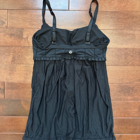 Lululemon Black Pritti Ruffle Tank Top - Picture 2 of 4